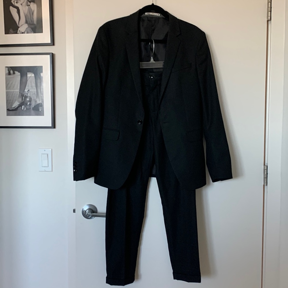 Men’s Zara Black Suit